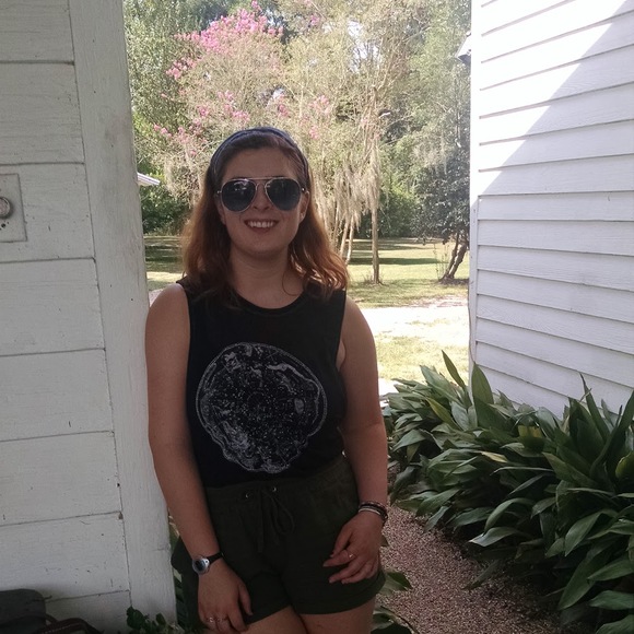 Meet your Posher, Rosemary - Picture 1 of 1